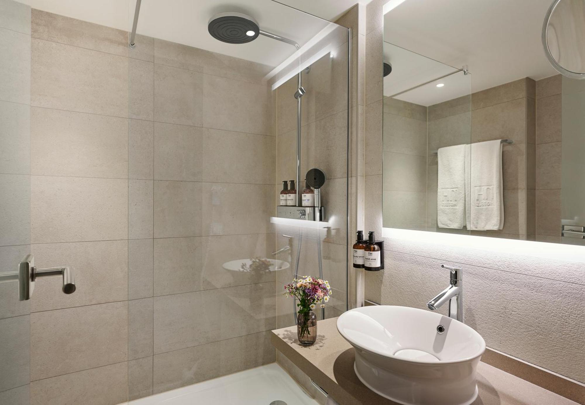 Hotel Nh Kurfuerstendamm 4*